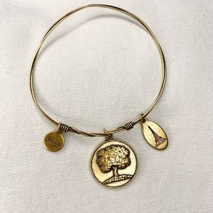 Gold tone bracelet family tree, “merci”, Eiffle tower charm